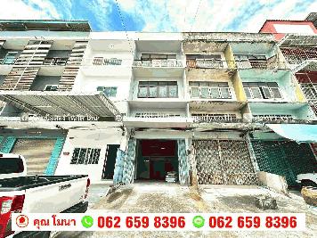 ขาย ตึกแถว 3 ชั้นครึ่ง หมู่บ้านปิ่นทอง เอกชัย